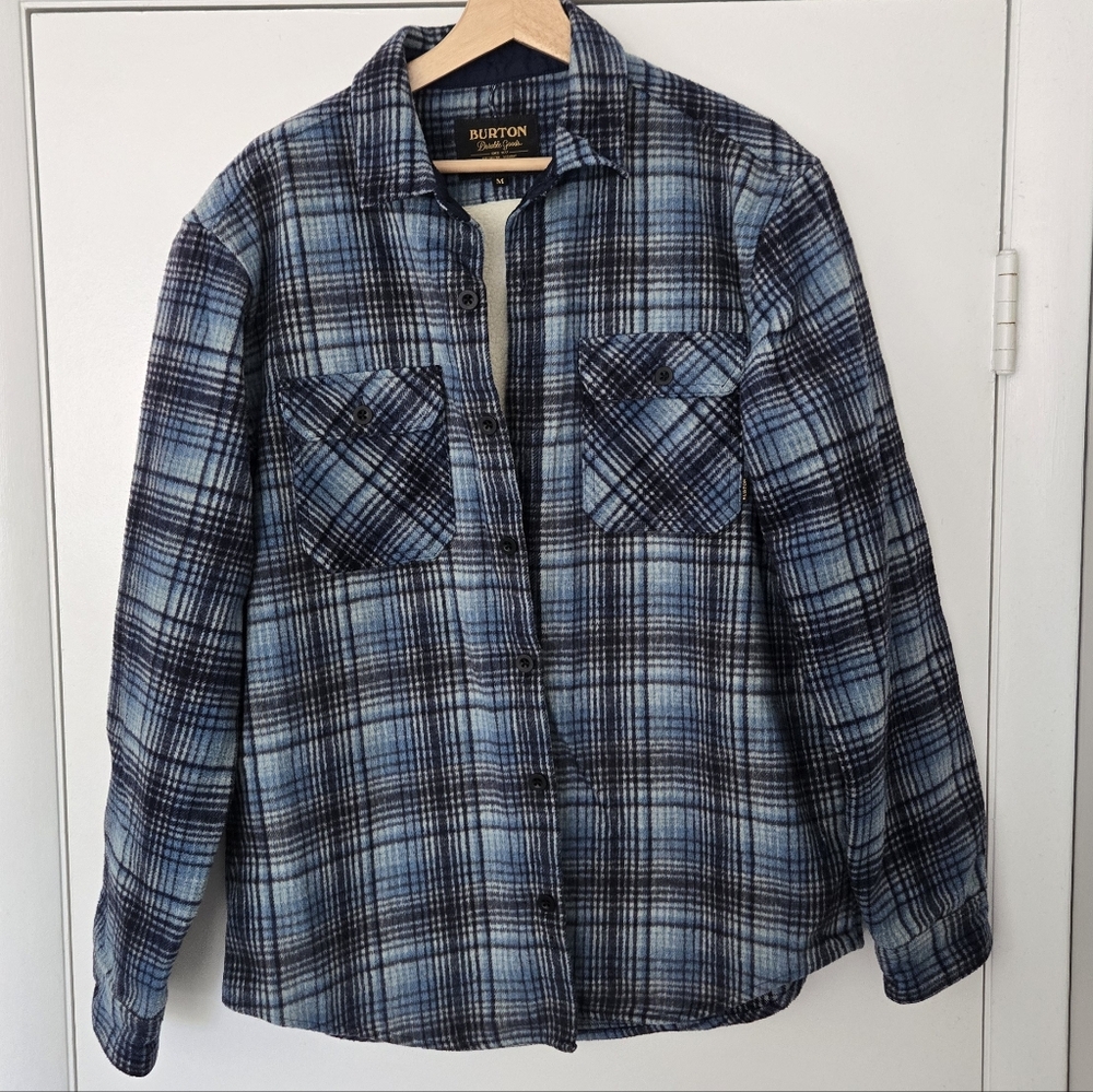 Burton Tech Insulated Flannel Shirt Blue Plaid Size Medium